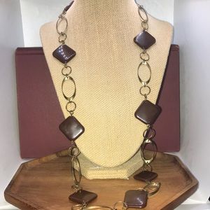 Brown square pendant gold circle necklace